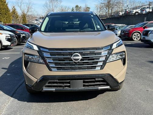 2024 Nissan Rogue Platinum