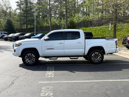 2022 Toyota Tacoma TRD Sport