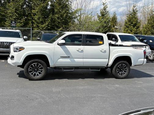 2022 Toyota Tacoma TRD Sport