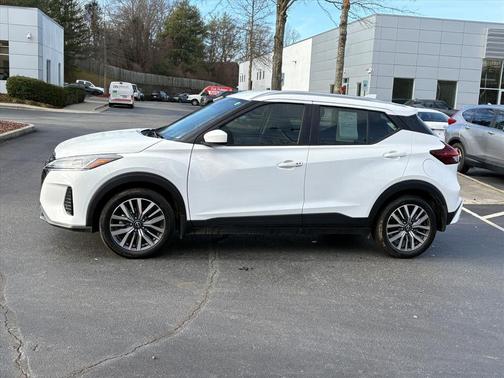 2024 Nissan Kicks SV