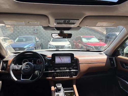 Pearl White Tricoat 2023 Nissan Pathfinder Platinum 4WD