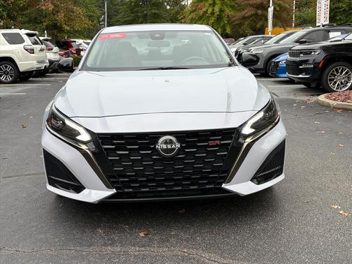 2023 Nissan Altima SR FWD