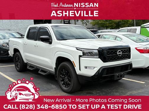 2023 Nissan Frontier SV