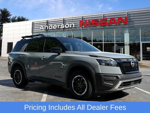 Solid Gray/Super Black 2024 Nissan Pathfinder Rock Creek 4WD