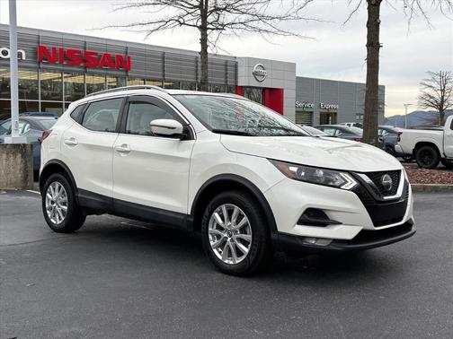 2020 Nissan Rogue Sport SV