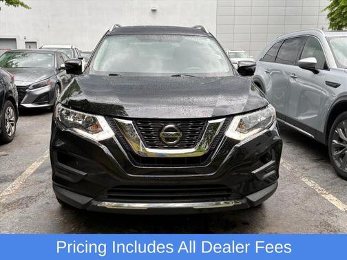 Magnetic Black 2018 Nissan Rogue SV