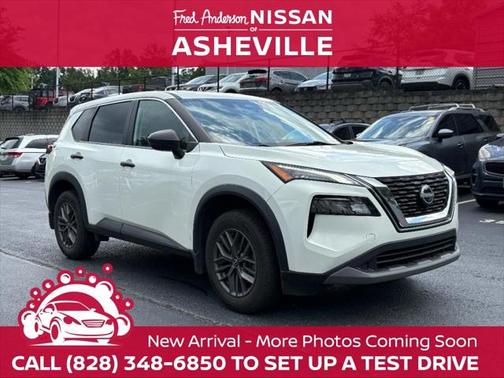 2022 Nissan Rogue S