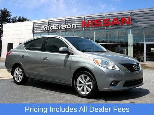 Magnetic Gray 2014 Nissan Versa 1.6 SL