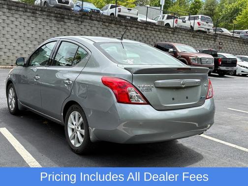 Magnetic Gray 2014 Nissan Versa 1.6 SL