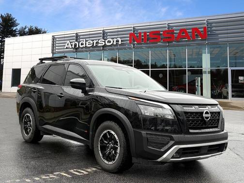 2025 Nissan Pathfinder Rock Creek 4WD