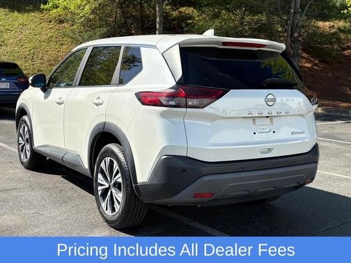 Pearl White Tricoat 2023 Nissan Rogue SV