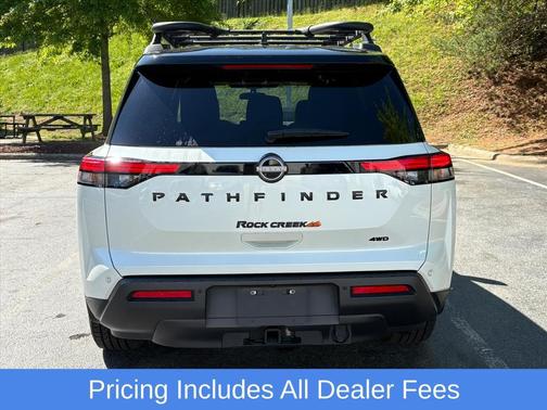 Pearl White Tricoat/Super Black 2024 Nissan Pathfinder Rock Creek 4WD