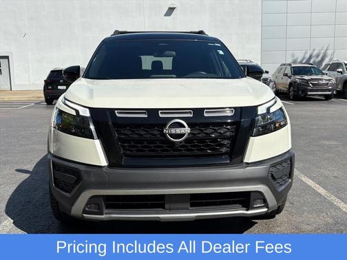 Pearl White Tricoat/Super Black 2024 Nissan Pathfinder Rock Creek 4WD