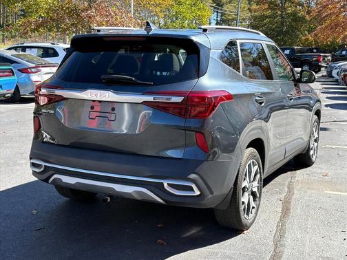 2022 Kia Seltos EX