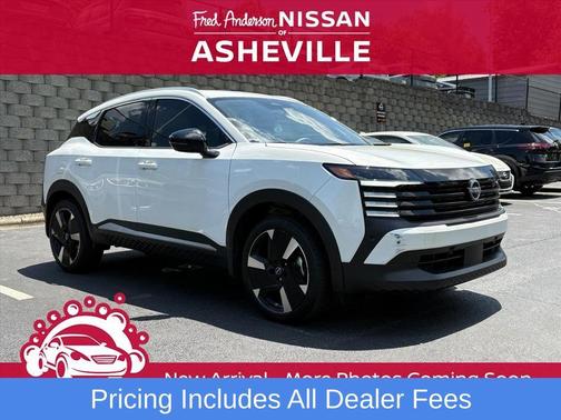 Aspen White Tricoat 2026 Nissan Kicks SR