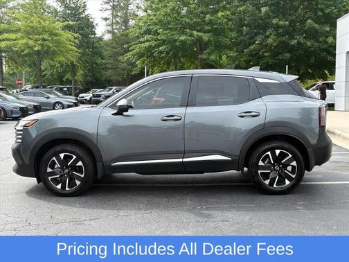 Gun Metallic 2025 Nissan Kicks SV