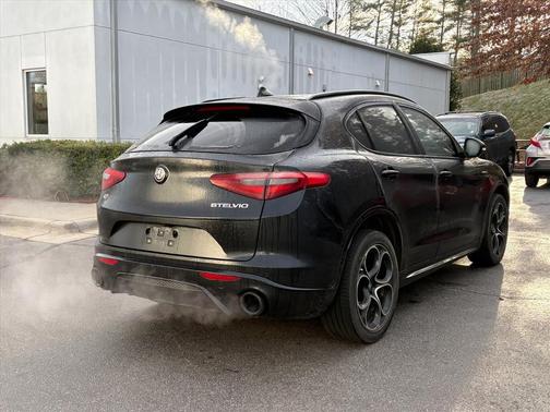2022 Alfa Romeo Stelvio Ti