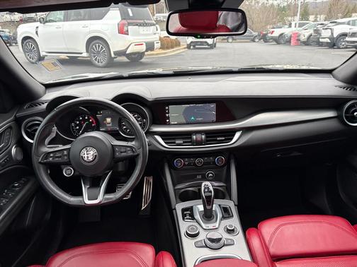 2022 Alfa Romeo Stelvio Ti