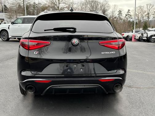 2022 Alfa Romeo Stelvio Ti