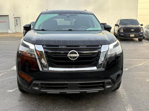 2022 Nissan Pathfinder SV 4WD