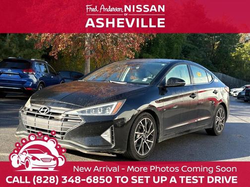 2019 Hyundai ELANTRA Limited