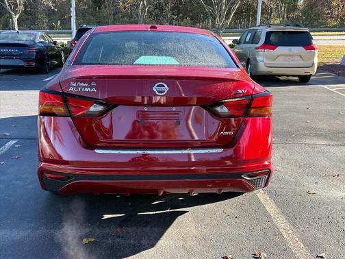 2022 Nissan Altima 2.5 SV