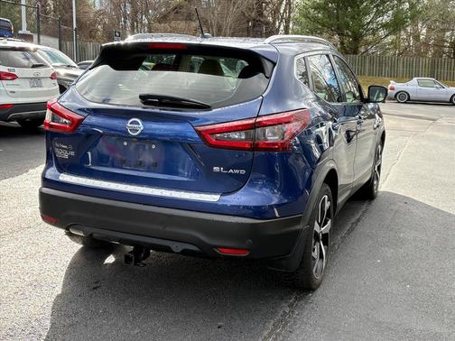 2021 Nissan Rogue Sport SL