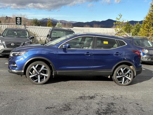 2021 Nissan Rogue Sport SL
