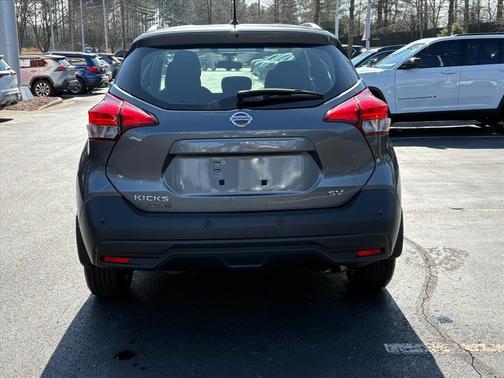 2020 Nissan Kicks SV