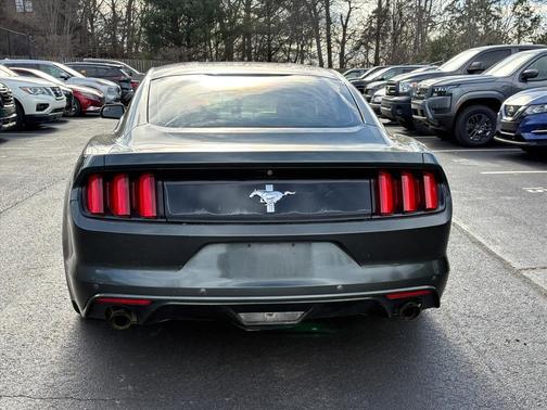 2015 Ford Mustang V6