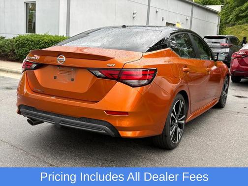 Monarch Orange Metallic/Super Black 2022 Nissan Sentra SR