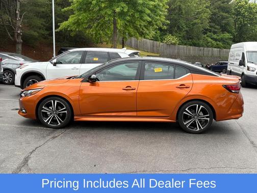 Monarch Orange Metallic/Super Black 2022 Nissan Sentra SR