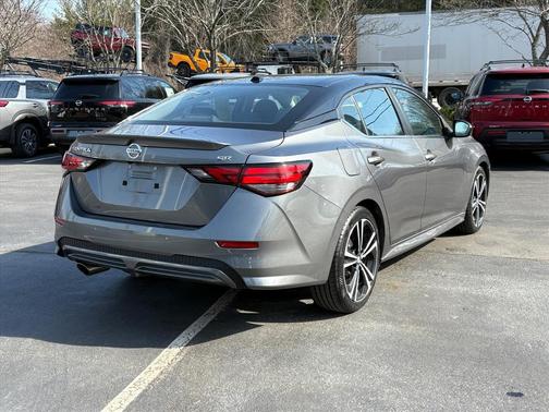 2022 Nissan Sentra SR
