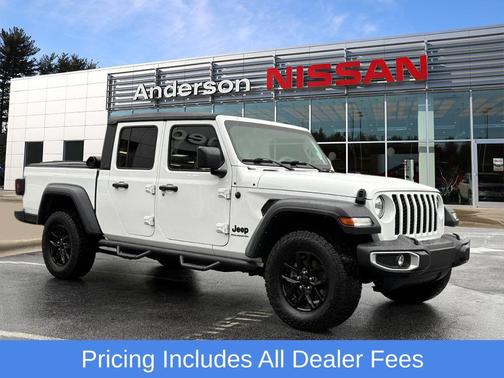 Bright White Clearcoat 2023 Jeep Gladiator Sport S
