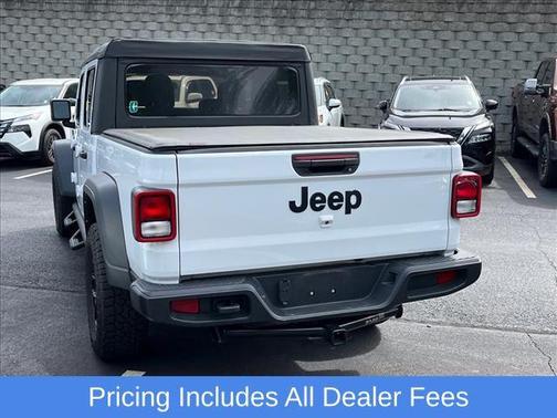 Bright White Clearcoat 2023 Jeep Gladiator Sport S
