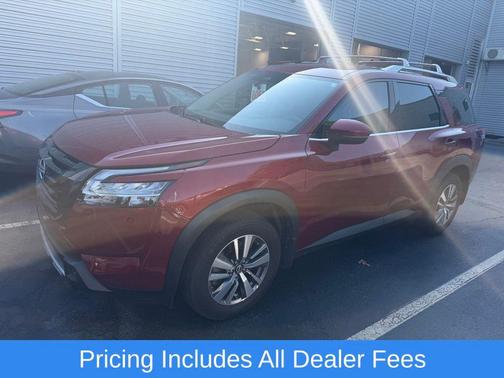 Scarlet Ember Tintcoat 2023 Nissan Pathfinder SL 4WD