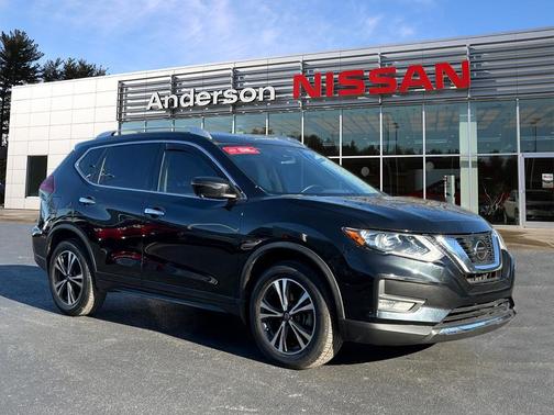 2020 Nissan Rogue SV