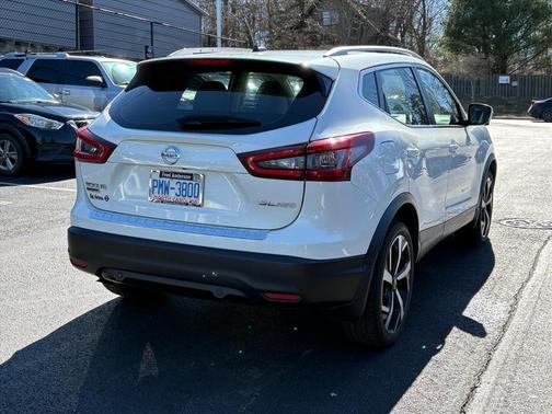 2022 Nissan Rogue Sport SL