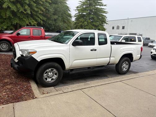 2018 Toyota Tacoma SR