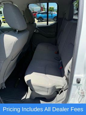 Glacier White 2019 Nissan Frontier SV