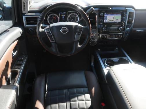 2017 Nissan Titan Platinum Reserve