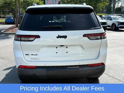 Bright White Clearcoat 2021 Jeep Grand Cherokee L Altitude