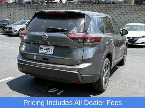 Gun Metallic 2025 Nissan Rogue SV