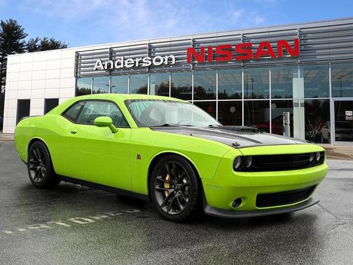 2015 Dodge Challenger R/T Scat Pack