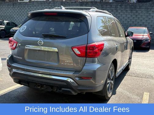 Gun Metallic 2019 Nissan Pathfinder Platinum