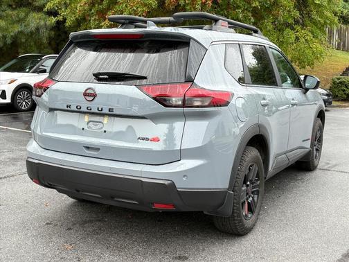 2025 Nissan Rogue Rock Creek