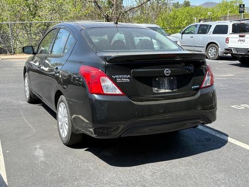 2016 Nissan Versa 1.6 S+