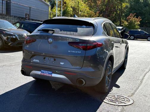 2018 Alfa Romeo Stelvio Ti
