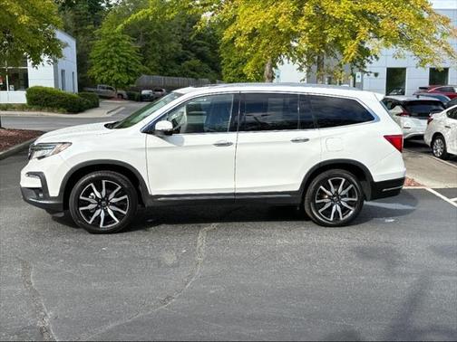 2021 Honda Pilot Touring 8-Passenger