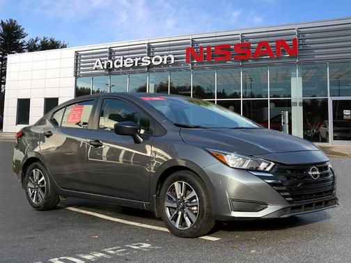 2024 Nissan Versa 1.6 S
